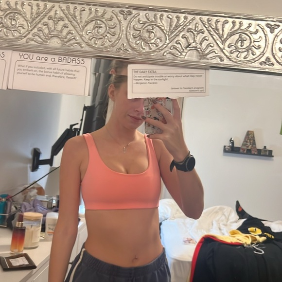 Nike sports bra - Picture 3 of 5